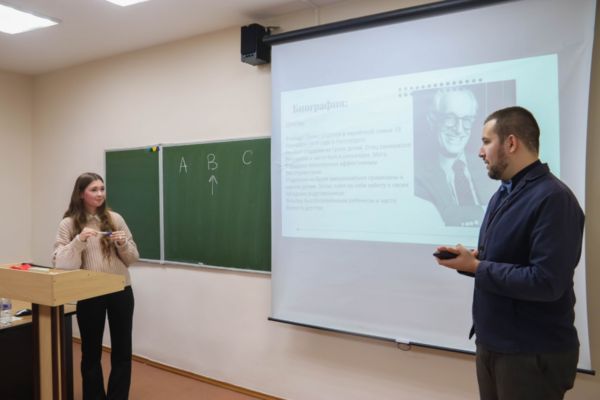 Ноябрьское заседание историко-психологического клуба: психотерапия, А-В-С и Альберт Эллис